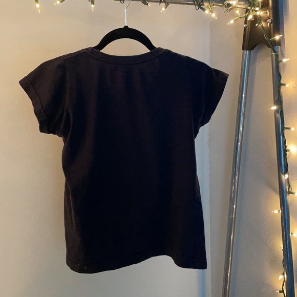 ✨Mötley Crüe Black T-shirt✨ - Picture 2 of 5